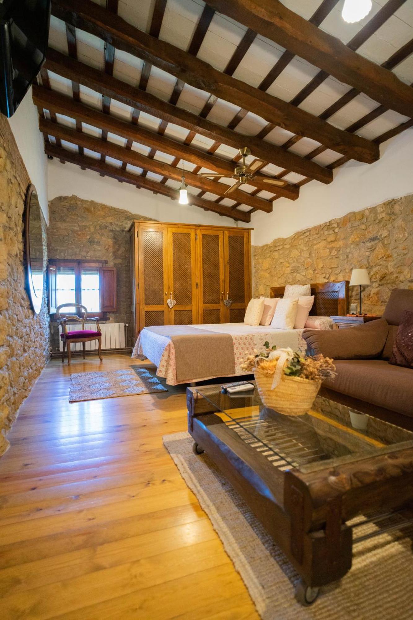 Hotel Mas Rabiol -Costa Brava-Emporda-Only Adults Peratallada Rum bild